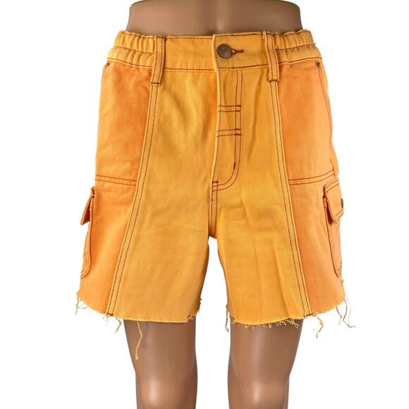 Urban Outfitters BDG Women's Orange Frayed Raw Hem Straight Leg Cargo Shorts S - Picture 1 of 6